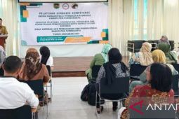 Dinkop Purwakarta: Pengurus koperasi harus tingkatkan kemampuan melalui uji kompetensi