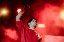 Adrian Khalif: Peluk dan cium kaki orang tua momen paling menyentuh