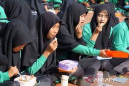 Bupati Rejang Lebong ajak pelajar sosialisasikan gerakan aksi bergizi