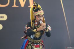 Upaya melestarikan penggunaan Bahasa Jawa