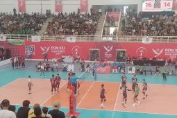 Tim bola voli putra Jatim kandaskan Bali dengan skor 3-0