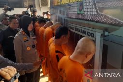 Polres Sukabumi Kota tetapkan tujuh anggota ormas tersangka kasus perusakan