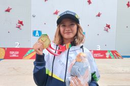 Widia sumbang medali emas panjat tebing untuk Jawa Barat dari lead perorangan
