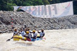 Arung jeram - Jabar menambah emas dari "head to head" R6 putri