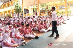 Ratusan siswa ikuti sosialisasi gempa bumi oleh BMKG Gorontalo