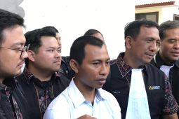 Hakim vonis bebas seorang warga pemelihara Landak Jawa di Bali