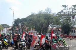 Pengemudi ojol di Banten unjuk rasa tuntut penyesuaian tarif