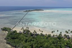 KKP segel resor asing ilegal di Pulau Maratua