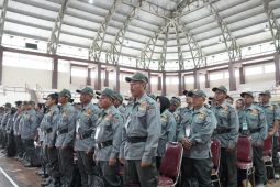 490 Satlinmas di Paser ikuti pembekalan  pengamanan pilkada 2024