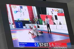 65 menit duel emas "dramatis"