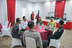 Pimpinan DPRD Kalsel harapkan Pilkada riang dan jangan "golput"