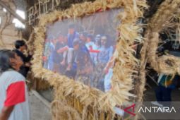 Foto budaya seniman petani dipamerkan di Festival Lima Gunung