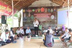 Disporapar HSU latih Pokdarwis tentang pengelolaan wisata