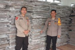 Polres Simalungun pastikan logistik Pilkada tiba di gudang KPU