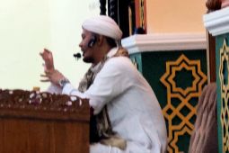 Ustadz Walad dalam tausyiah ungkap rahasia dunia