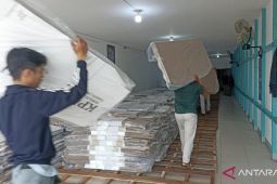 KPU Kapuas Hulu Kalbar terima 2.740 bilik suara untuk Pilkada 2024