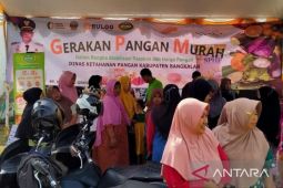 Pemkab Bangkalan tekan kenaikan harga dengan gerakan pangan murah