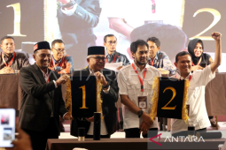 Pasangan Bustami dan Mualem akan bersaing di tiga kali debat calon Gubernur Aceh