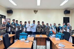 Pemkab Bogor berangkatkan 15 jemaah umroh pemenang doorprize HUT RI ke-79