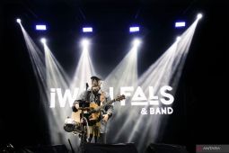 Lirik dan chord lagu "Ibu" Iwan Fals