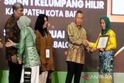 Dua sekolah di Kotabaru raih penghargaan Adiwiyata