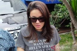 Nikita Mirzani jadi tersangka kasus pemerasan pada dokter