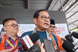 Pramono berjanji naikkan gaji guru honorer di Jakarta setara UMR