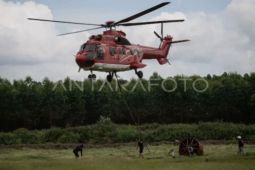 Enam helipkoter dikerahkan padamkan karhutla di OKI dan OKU Timur