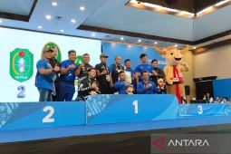 Atlet para angkat berat Jabar pecahkan rekor di Peparnas