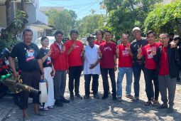 PSI Sidoarjo dampingi Mas Iin lakukan "fogging" antisipasi demam berdarah