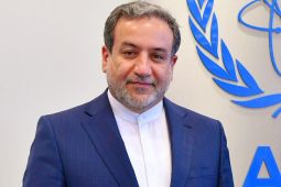 Menlu Araghchi tegaskan Iran tak akan menyerah pada ancaman