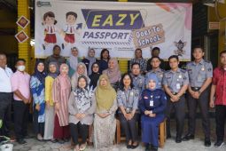 Imigrasi buka "eazy passport" di SDN 1 Pangkalpinang
