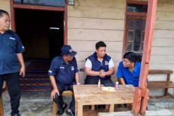 Calon Bupati Samosir Vandiko Gultom dengar langsung keluhan warga Nainggolan