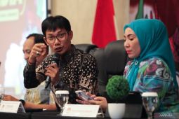 KPU Jatim siapkan tujuh panelis pada debat publik perdana