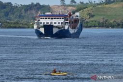 BMKG: Pelayaran laut di Jatim waspada ombak laut tinggi hingga 4 meter