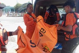 Tim SAR evakuasi anak 12 tahun  hanyut di Sungai Deli Medan