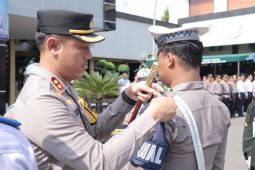 Kapolres Lamongan ingatkan masyarakat soal tertib berlalu lintas