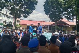 Gelar demo, mahasiswa Takengon desak Direktur PDAM Tirta Tawar dicopot