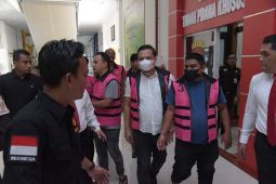 Enam tersangka korupsi bantuan korban konflik Aceh ditahan, termasuk Kepala BRA