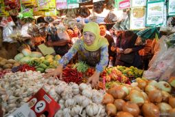 Kampanye Khofifah di Pasar Sidoarjo