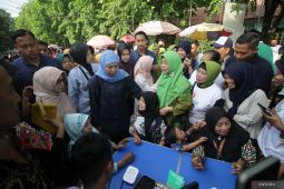 Kampanye calon Gubernur Jawa Timur Khofifah di Sidoarjo