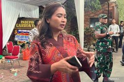 Presenter TV Ni Luh Puspa adi salah satu tokoh ikut pembekalan calon wamen Prabowo-Gibran