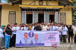 Relawan BN sampaikan poin harapan tokoh masyarakat Tabagsel kepada Bobby Nasution-Surya