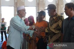 Baznas Bengkulu salurkan bantuan sembako untuk warga tidak mampu