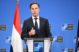 Bahas keamanan Ukraina, Zelenskyy bertemu kepala NATO di Belgia