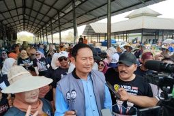 Cabup Yuhronur berjanji lanjutkan pembangunan Pasar Ikan Lamongan