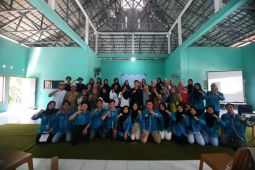 HIMKA UBB tingkatkan kemampuan masyarakat Namang perluas pasar madu Pelawan lewat program bina desa