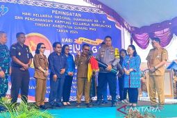 Penjabat Bupati Gumas canangkan 104 Kampung Keluarga Berkualitas