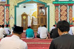 Pemkab Lampung Barat gelar shalat Istisqa guna Peringati Hari Santri Nasional