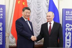 Xi Jinping dan Vladimir Putin bertemu sebelum KTT BRICS